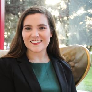 Meet your Posher, Elizabeth